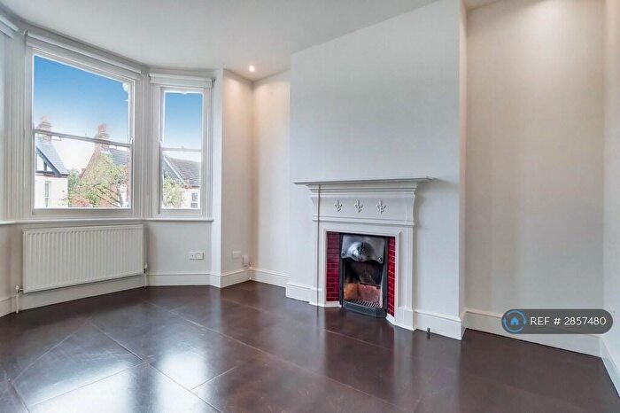 2 Bedroom Flat To Rent In Palermo Road, London, NW10