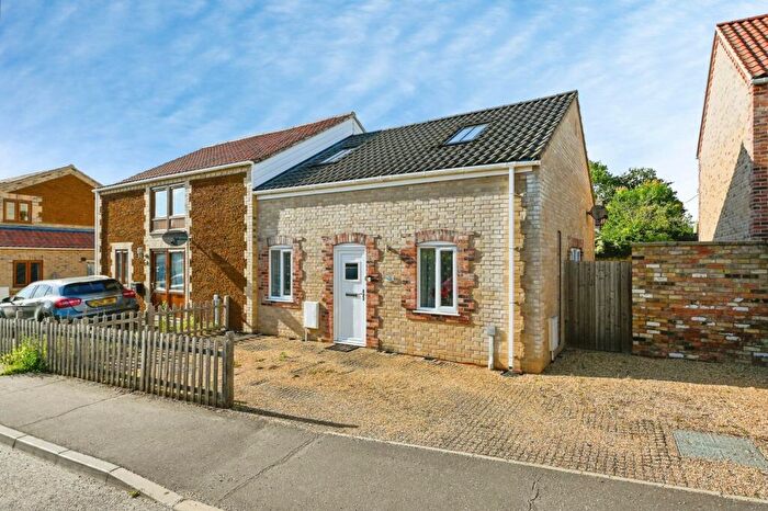 3 Bedroom Semi-Detached House For Sale In Clover Lane, Downham Market, Norfolk, PE38