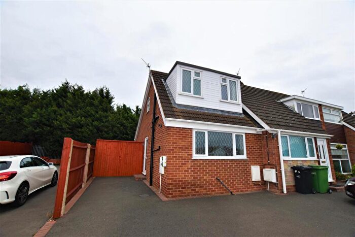 2 Bedroom Semi Detached House To Rent In Grosvenor Way, Brierley Hill, DY5