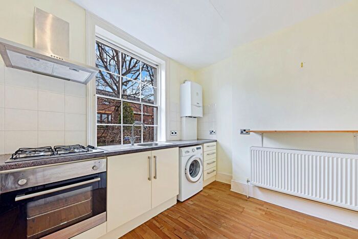 Studio To Rent In Barnsbury Road, Barnsbury, N1