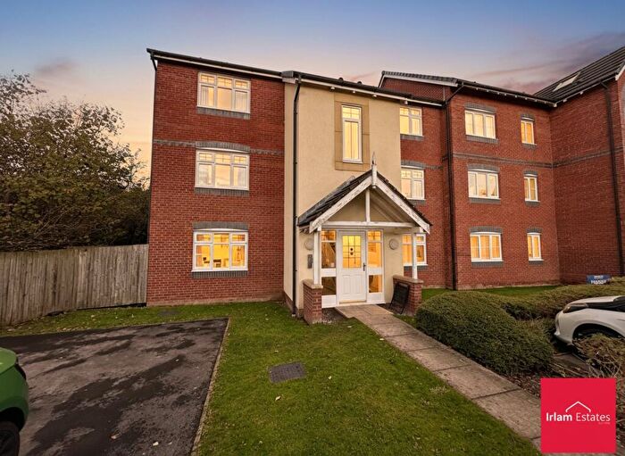1 Bedroom Flat For Sale In Dean Road, Cadishead, M44