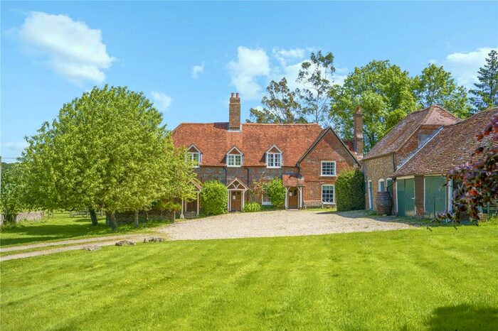 4 Bedroom Detached House To Rent In Wickham Heath, Newbury, Berkshire, RG20