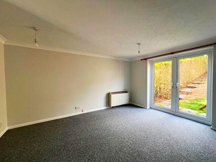 2 Bedroom Terraced House To Rent In North Swindon, SN2