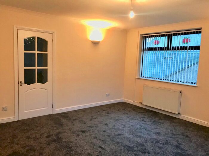3 Bedroom Flat To Rent In Dean Street, Stoke, Coventry, CV2
