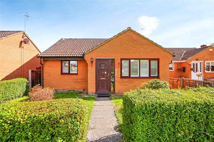 3 Bedroom Bungalow For Sale In Wear Road, Bicester, Oxfordshire, OX26