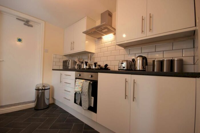 3 Bedroom Terraced House To Rent In Albert Avenue, Hull, HU3