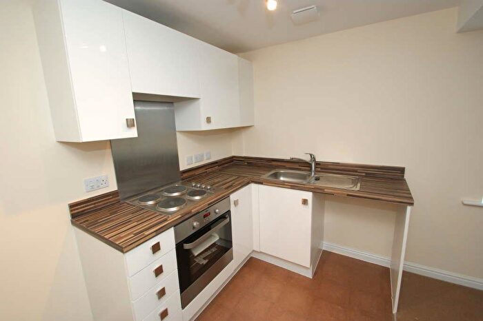 2 Bedroom Flat To Rent In Teasel Row, Stanningley Road, LS12