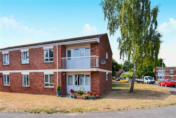 1 Bedroom Flat To Rent In Wellesley Street, Taunton, TA2