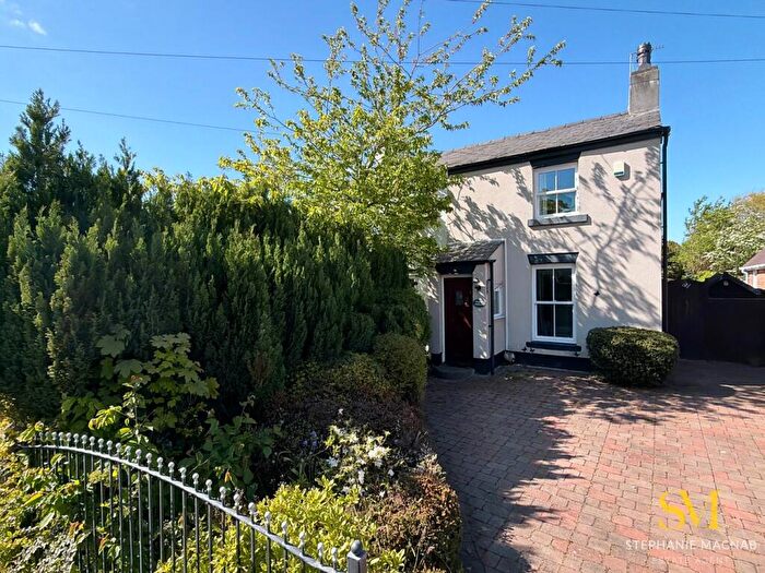 2 Bedroom Semi-Detached House To Rent In Bull Cop, Formby, L37