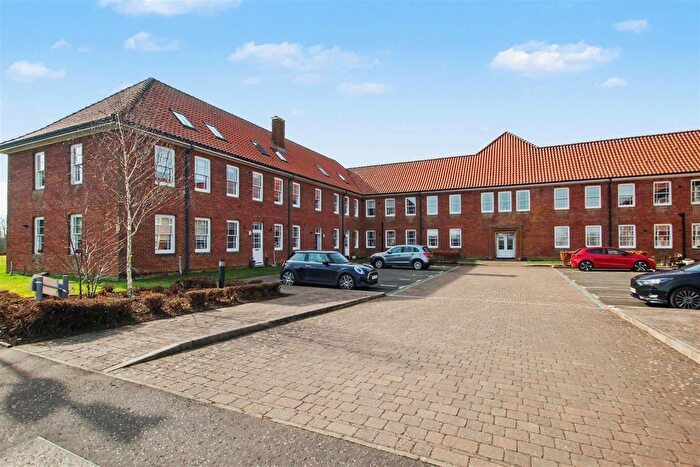 2 Bedroom Property For Sale In Robertson Drive, Lanark, ML11