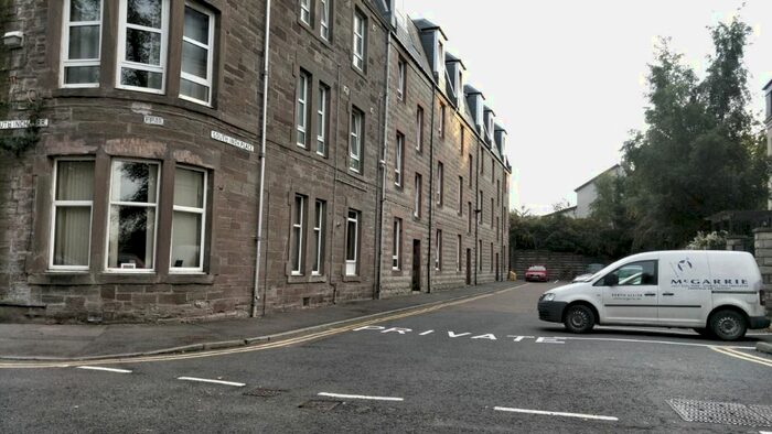 1 Bedroom Flat To Rent In South Inch Place, Perth, Perthshire, PH2