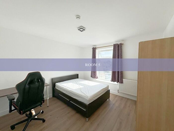 6 Bedroom Terraced House To Rent In Filton Avenue, Bristol, BS7