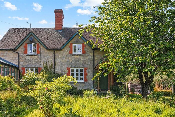 2 Bedroom Semi-Detached House For Sale In Tisbury, Salisbury, SP3