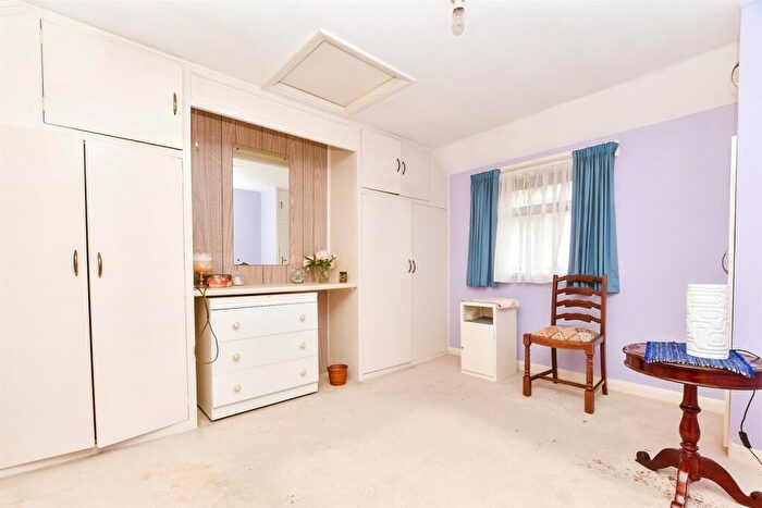 2 Bedroom Detached House For Sale In Furlong Road, Westcott, Dorking, Surrey, RH4