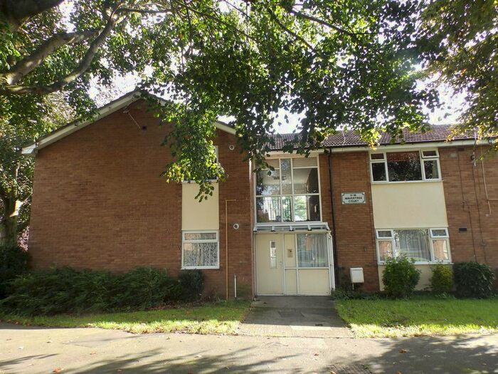 1 Bedroom Flat To Rent In Wavertree Court, Ellesmere Port, CH66