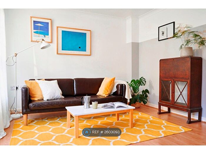 3 Bedroom Terraced House To Rent In Foundry Place, London, E1