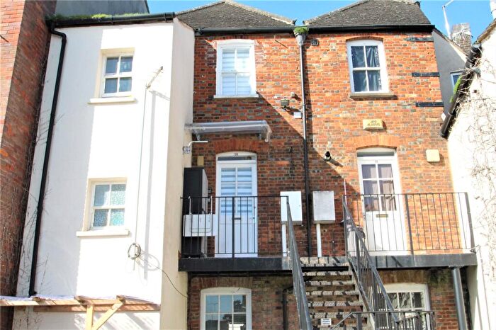 2 Bedroom Flat To Rent In Castle Street, Buckingham, MK18