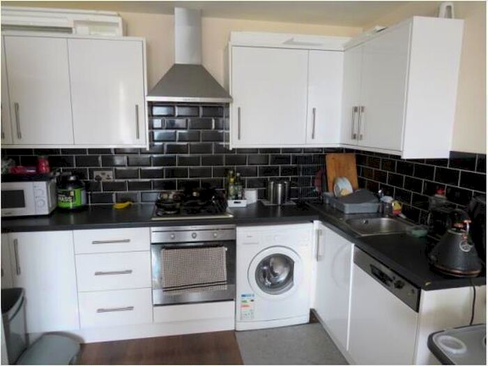 2 Bedroom Apartment To Rent In Medway Street, Maidstone, ME14