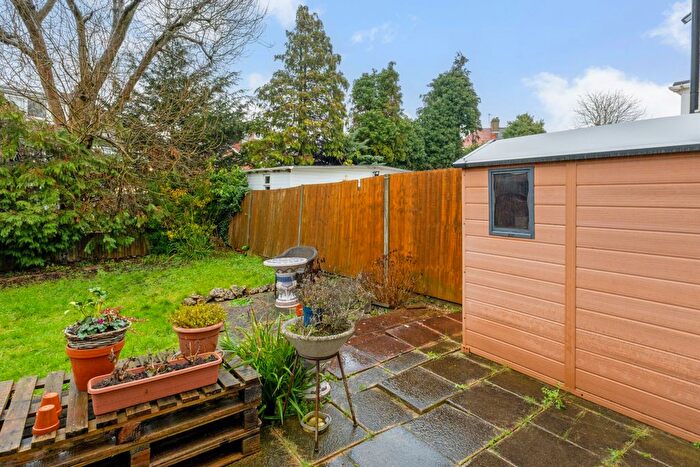 3 Bedroom Semi Detached House For Sale In Riverdene, Edgware, HA8