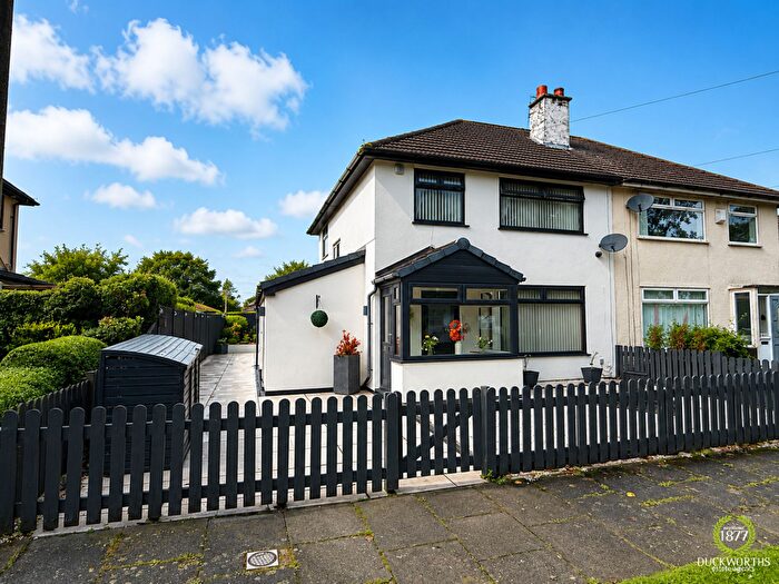 3 Bedroom Semi Detached House For Sale In Thorneyholme Road, Accrington, BB5