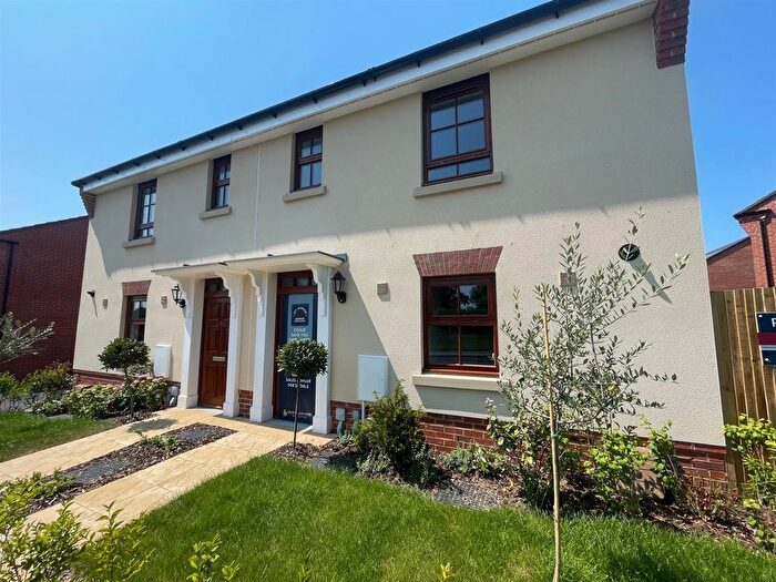 3 Bedroom Semi-Detached House To Rent In Fig Tree Lane, Walberton, BN18