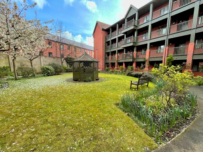 2 Bedroom Retirement Property For Sale In Bowling Green Court, Brook Street, Chester, CH1