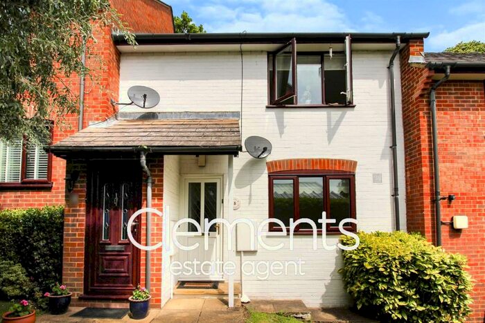 1 Bedroom House To Rent In Bury Green, Hemel Hempstead, HP1