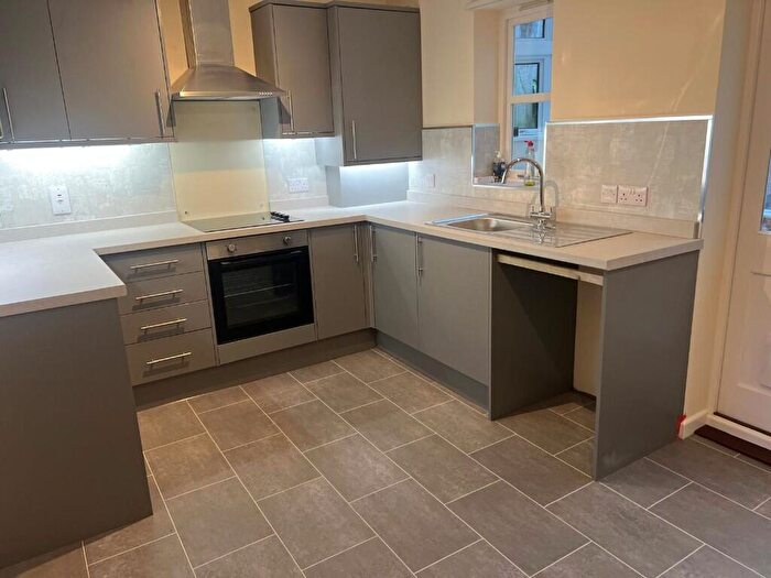 2 Bedroom End Of Terrace House To Rent In Waterloo Road, Salisbury, Wiltshire, SP1