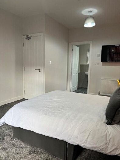 2 Bedroom Semi-Detached House To Rent In Grosvenor Road, Liverpool, L15