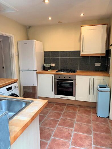 3 Bedroom Terraced House To Rent In System Street, Cardiff(City), CF24