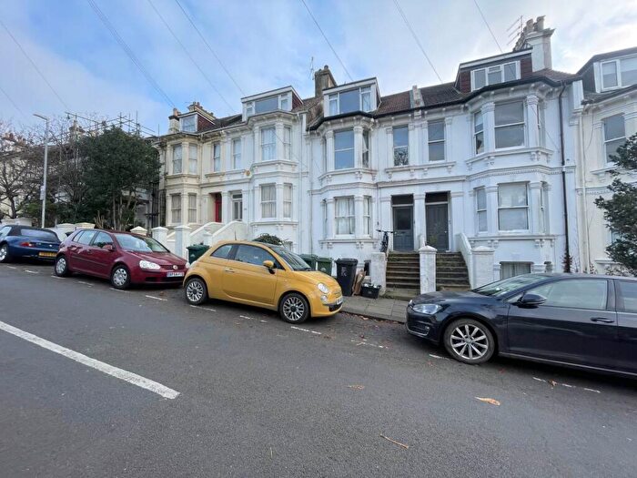 3 Bedroom Flat To Rent In Springfield Road, Brighton, East Sussex, BN1