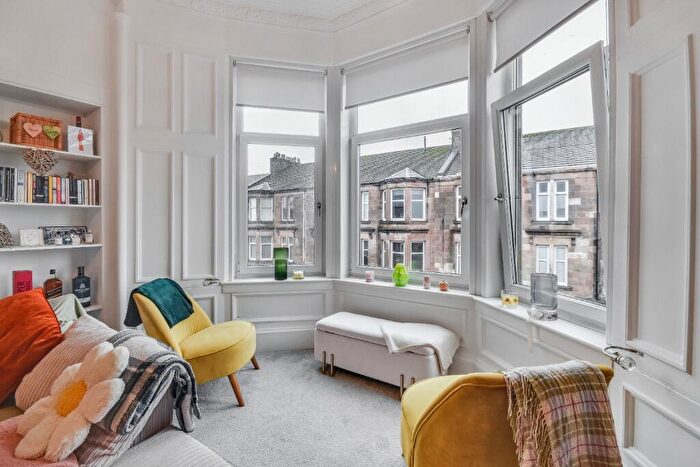 2 Bedroom Flat For Sale In Binnie Street, Inverclyde, Gourock, PA19