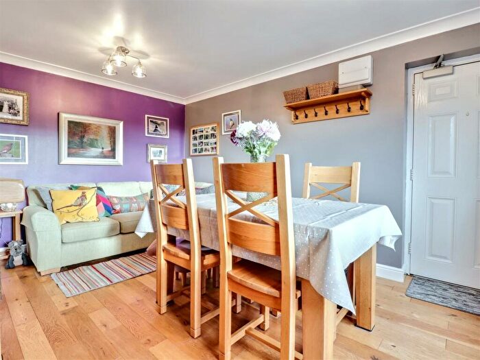 1 Bedroom Apartment For Sale In Stone Breck, Norwich, NR5