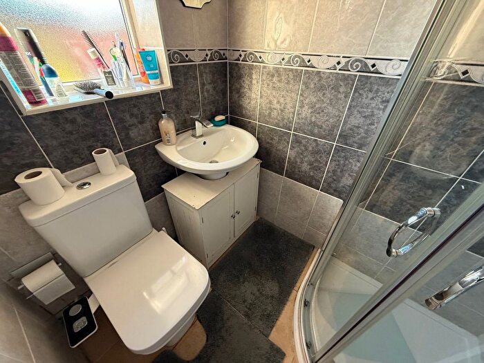 2 Bedroom Semi-Detached Bungalow For Sale In Alexandra Terrace, Bourne, PE10