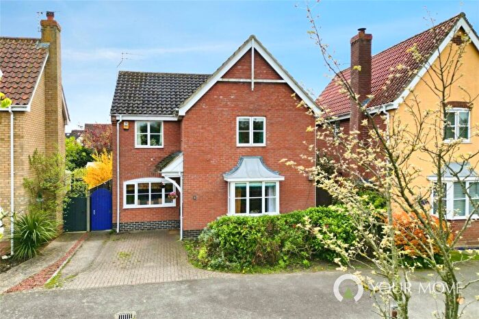 4 Bedroom Detached House For Sale In Pepys Avenue, Worlingham, Beccles, Suffolk, NR34