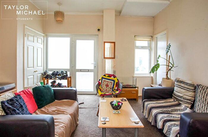 4 Bedroom Terraced House To Rent In Elm Grove, Brighton, BN2