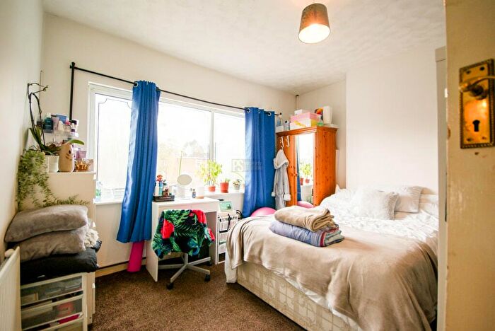 4 Bedroom Terraced House To Rent In Umberslade Road, Selly Park, Birmingham, B29