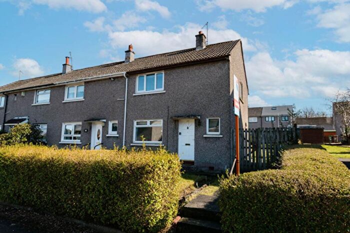 2 Bedroom Semi-Detached House For Sale In Willow Drive, Johnstone, PA5