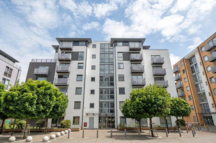 Apartment For Sale In Deals Gateway, Blackheath, Lewisham, London, SE13