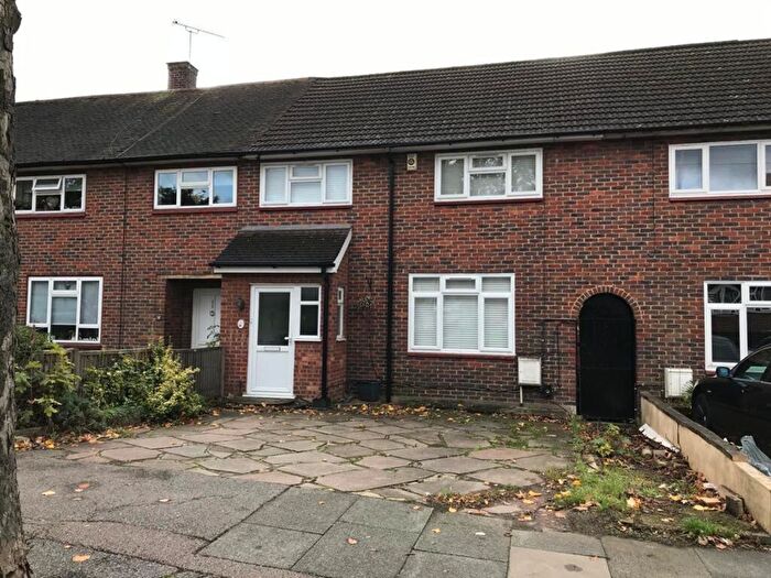 3 Bedroom Terraced House To Rent In Dagnam Park Drive, Harold Hill, RM3