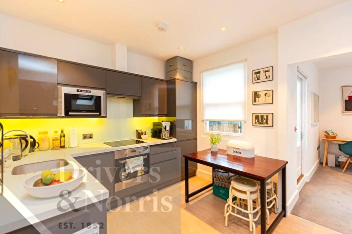 1 Bedroom Apartment To Rent In High Road, East Finchley, London, N2