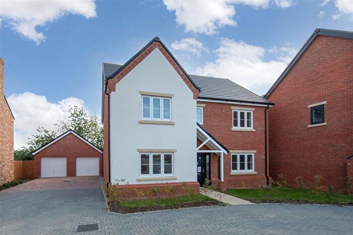 4 Bedroom Detached House For Sale In Spring Hill, Gravenhurst, Bedford, MK45