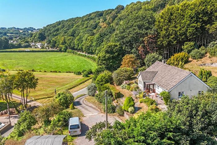 4 Bedroom Bungalow For Sale In Weare Giffard, EX39