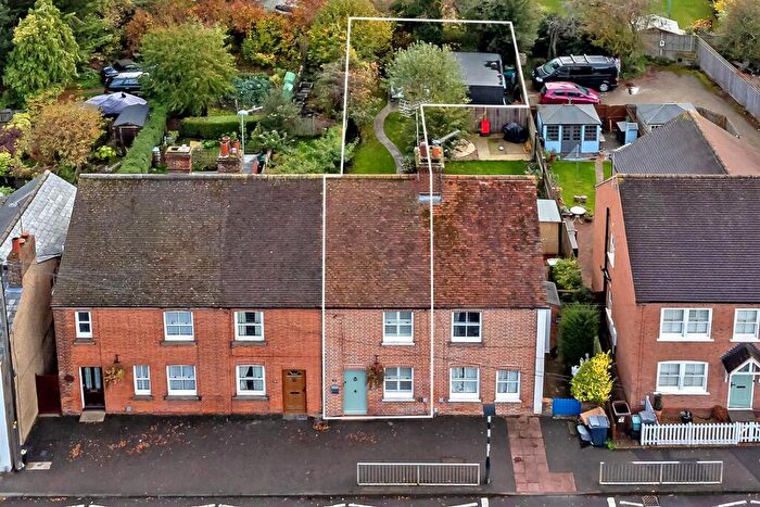 2 Bedroom Terraced House For Sale In High Street, Sandridge, St Albans, AL4