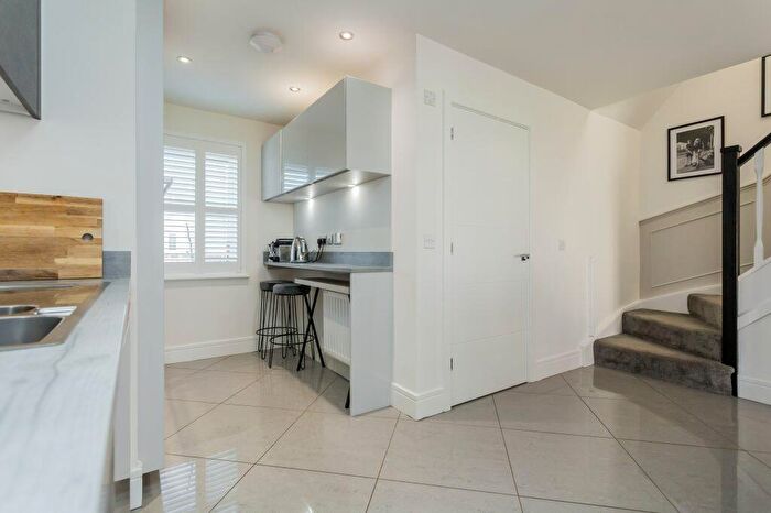 3 Bedroom Semi-Detached Villa For Sale In Slateford Road, Bishopton, PA7