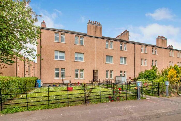 2 Bedroom Flat To Rent In F Clepington Road, Dundee, DD3