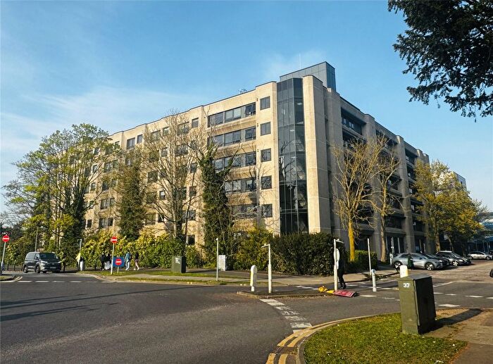 1 Bedroom Flat For Sale In Swingate, Stevenage, Hertfordshire, SG1