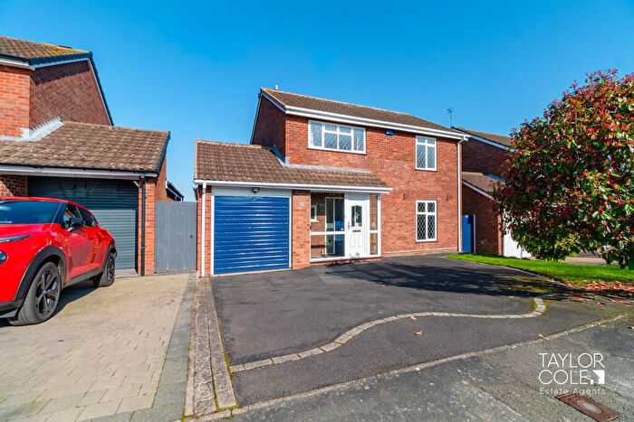 4 Bedroom Detached House For Sale In Arkle, Dosthill, B77