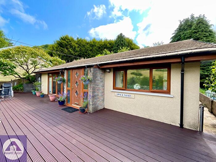 3 Bedroom Bungalow For Sale In Swn-y-Nant, Cwmtillery, Abertillery, NP13