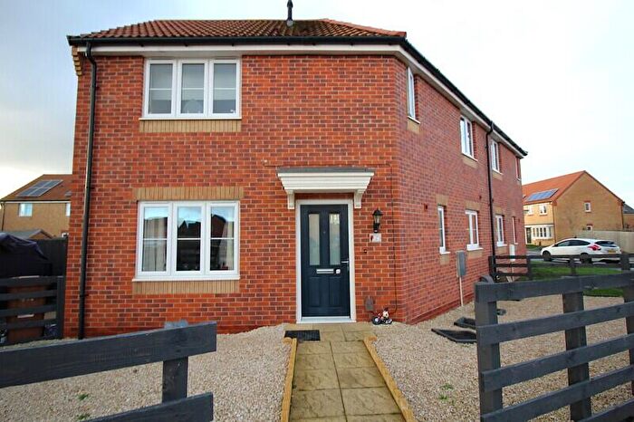 3 Bedroom Semi Detached House For Sale In Sorrel Avenue, Whittlesey, Peterborough, PE7
